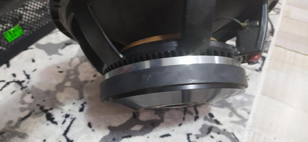 Колони 12"RCF...