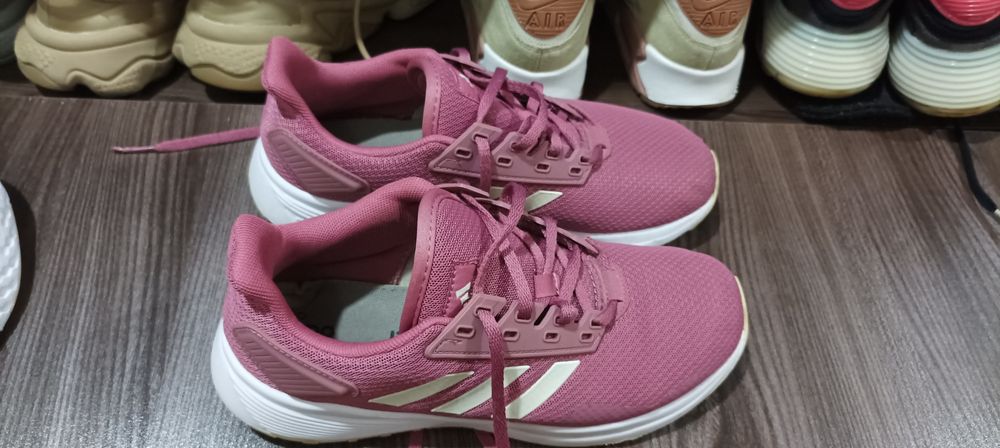 Дамски маратонки Adidas Duramo
