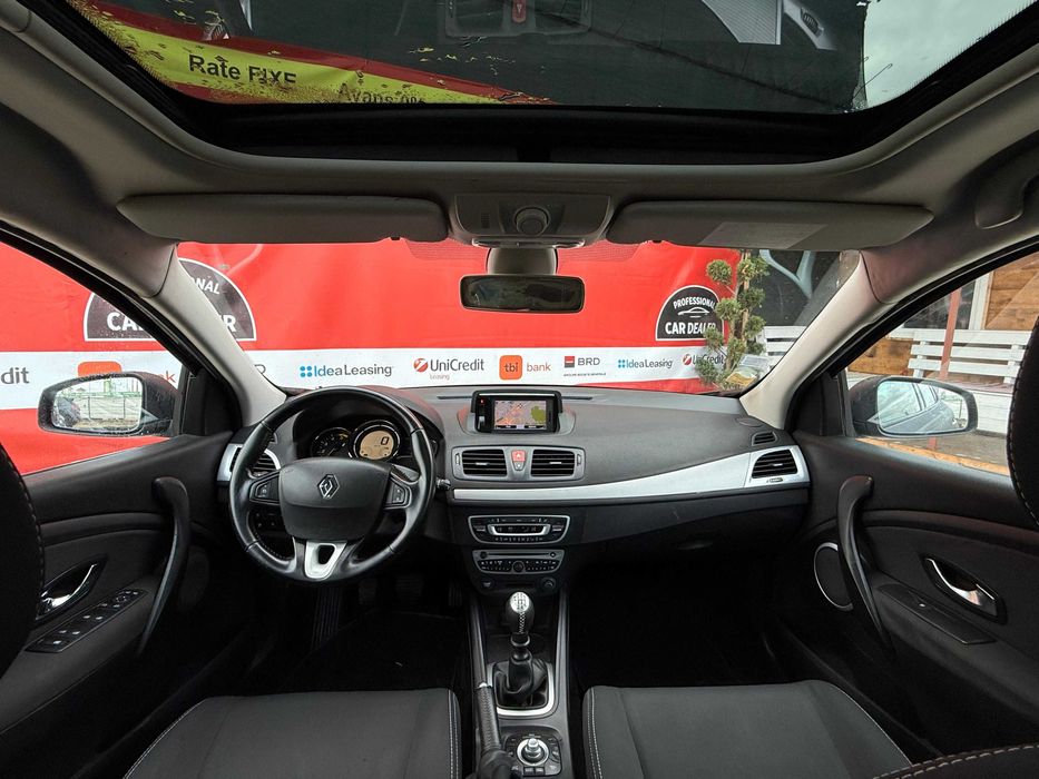 Renault Megane 3 Dinamique/ Pano / 1.5 dCi/Bi-Xenon