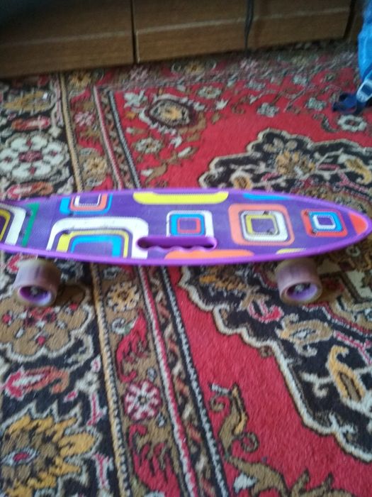 Пинеборт. детский скейтборд