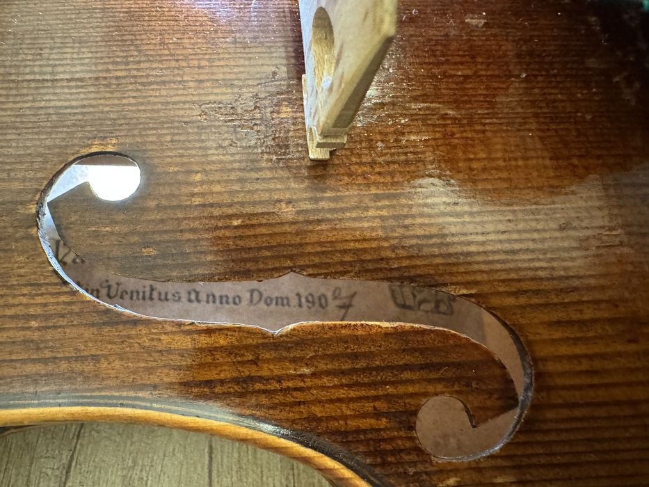 Vand vioara  veche de maestru 4/4