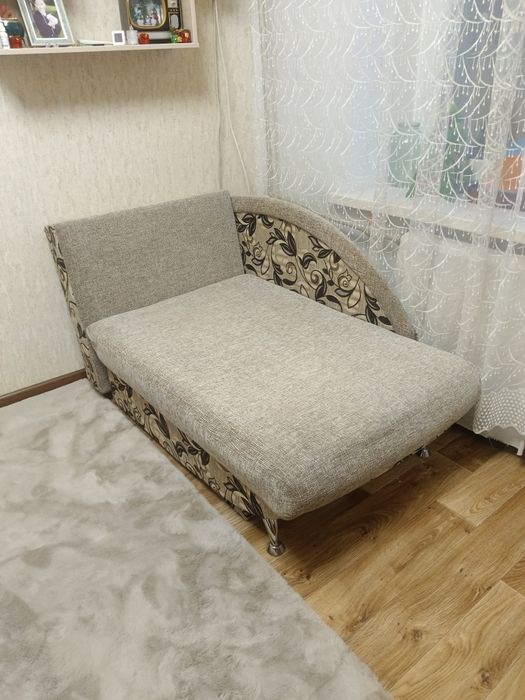 Диван - кровать раскладывающая