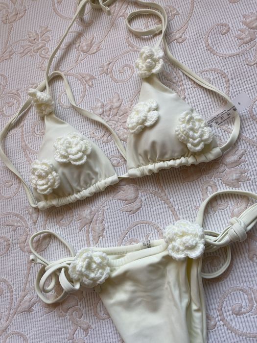 Дамски бански костюм