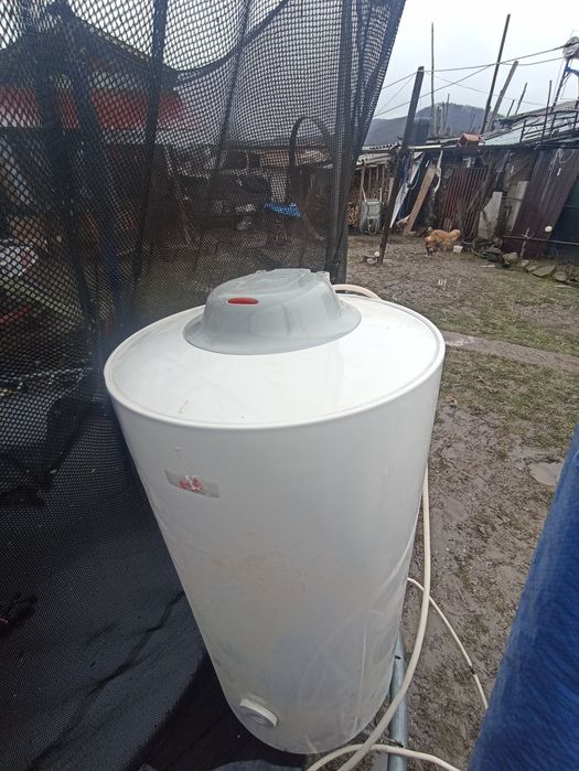 Vând Boiler electric