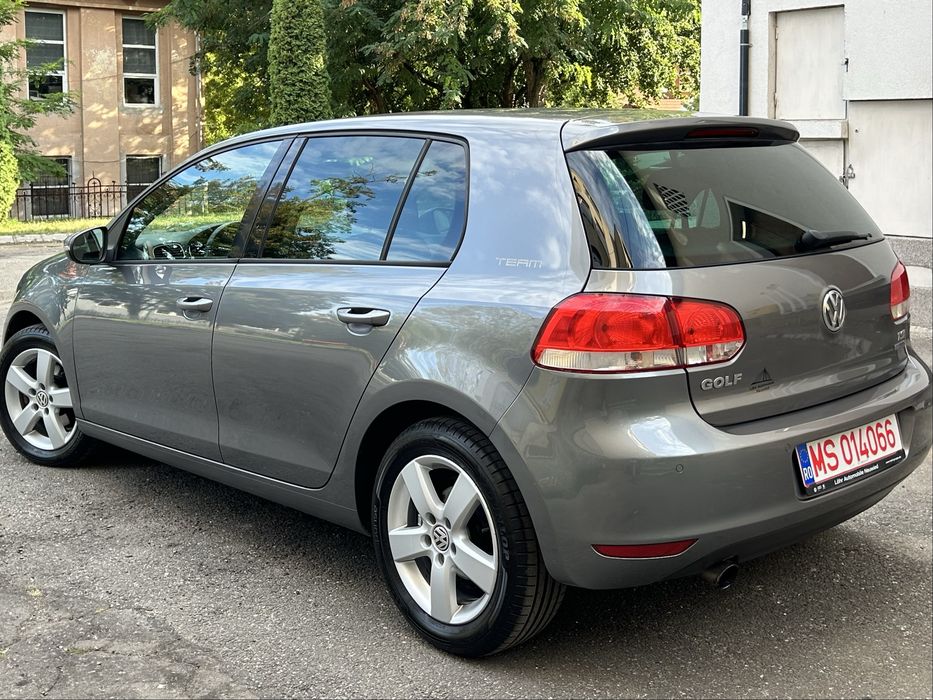 VW Golf 6 - benzina/climatronic/incalzire scaune/park assist