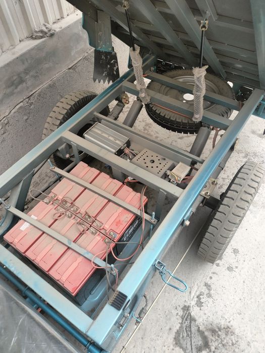 Электро Муравей (трицикл) Кабинаси бонусга. Пул урнига корамол оламиз.