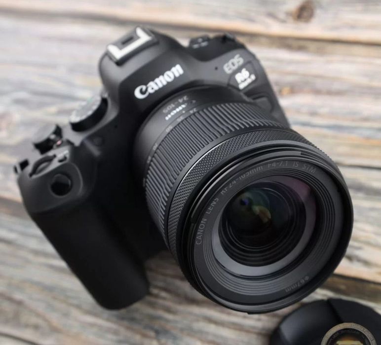 Canon R6 Mark ii 2 Sotiladi Yangi