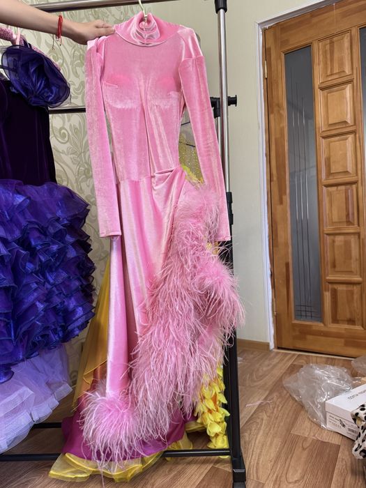 Подборка бальных платьев