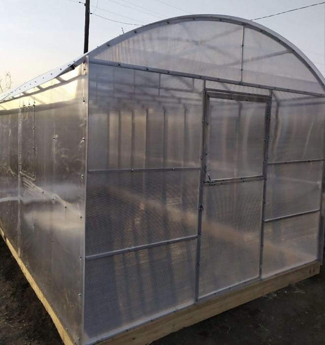 Теплица прямостенная «премиум»