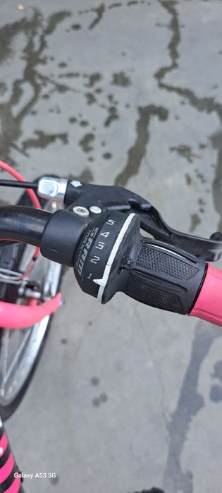 Bicicleta pentru fete