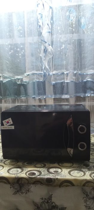 Продам микроволновую печь в хорошем состоянии.