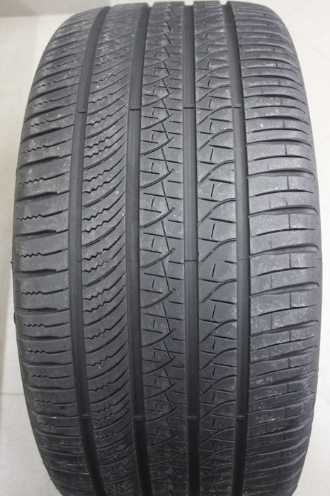 285/35-22 Pirelli Scorpion Zero Tesla