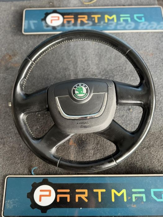 Волан за Skoda Superb Octavia Fabia Rumster Yeti с бег ном 124