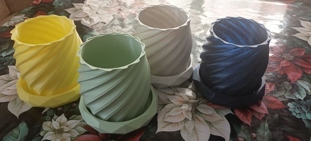 Продаю цветочные горшки