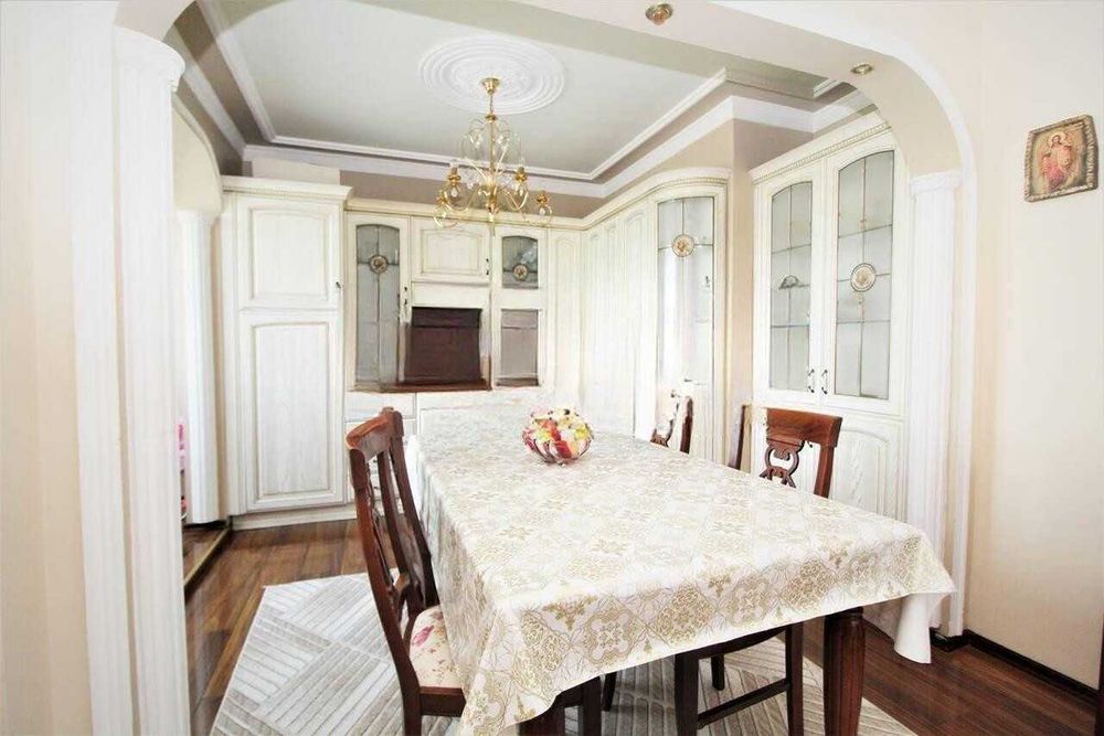 Продава се Тристаен апартамент в Пловдив, Каменица 2 - 94 кв.м за 1596 €/кв.м - Снимка #6