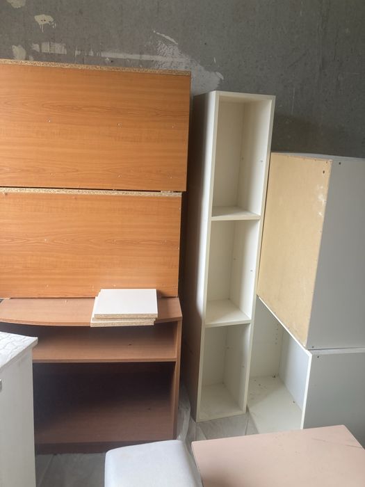 Подарявам мебели