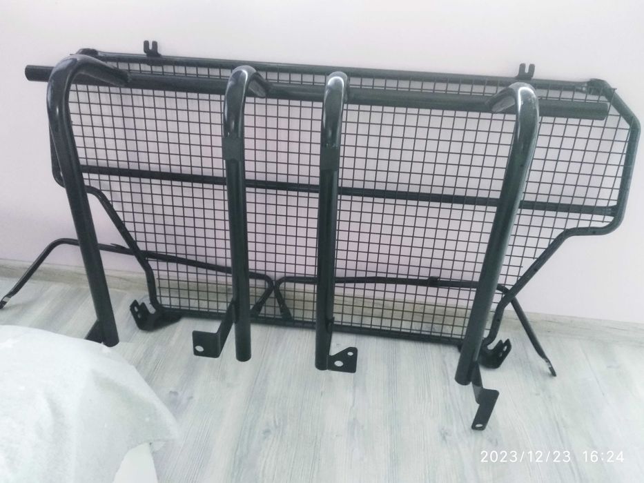 Товарно оборудване за Пежо 208