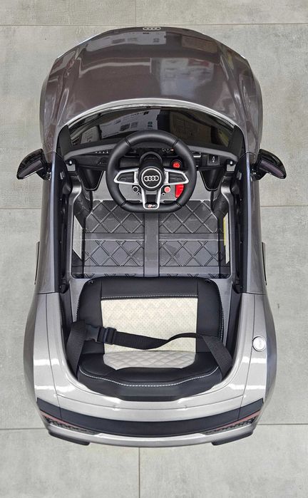 ТОП ЦЕНА!НОВО!Акумулаторна кола Audi R8 SPYDER с 12V батерия,EVA гуми