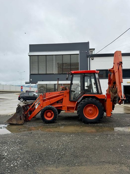 Buldoexcavator Komatsu FAI 96 S