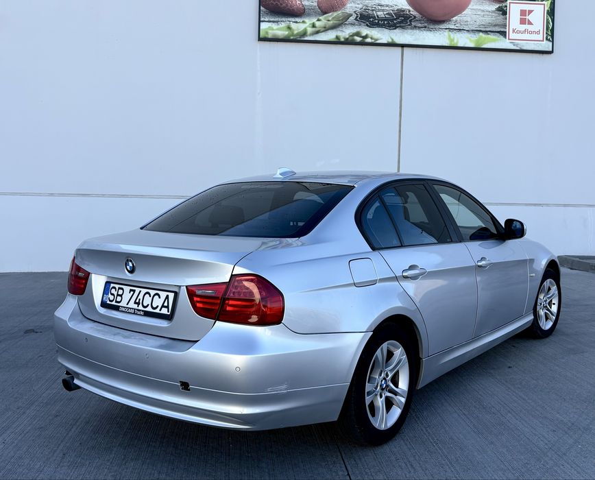 BMW 3 Series 2010 — imagine 5