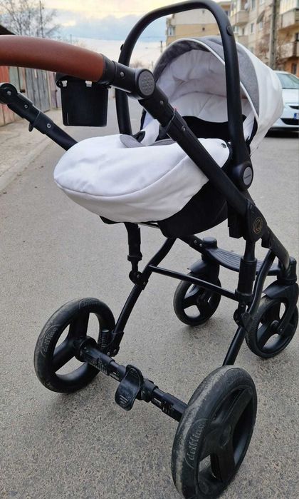 Cărucior 3 in 1 Krausman Topaz Lux - Alb-Gri