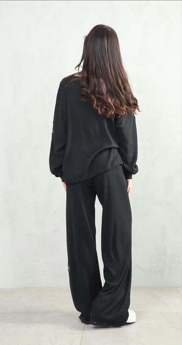 Плетен комплект PAUSE размер СХ носен веднъж , закупен за 199,90лв.