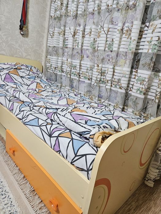 Мебель в детскую комнату