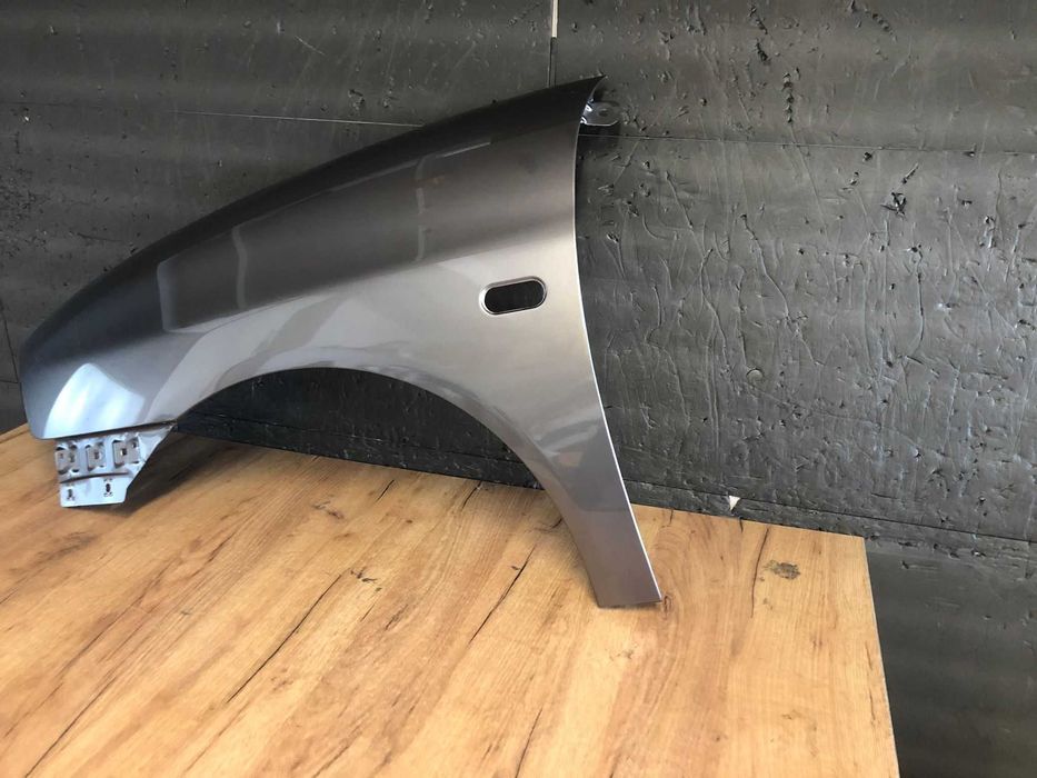 Aripa Fata Stanga Seat Ibiza An 2002-2008 (S7U (Gri))