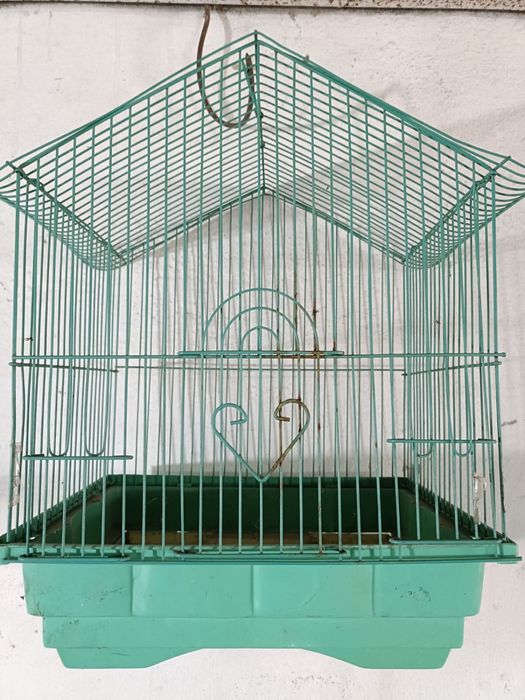 Продам клетки в хорошем состоянии