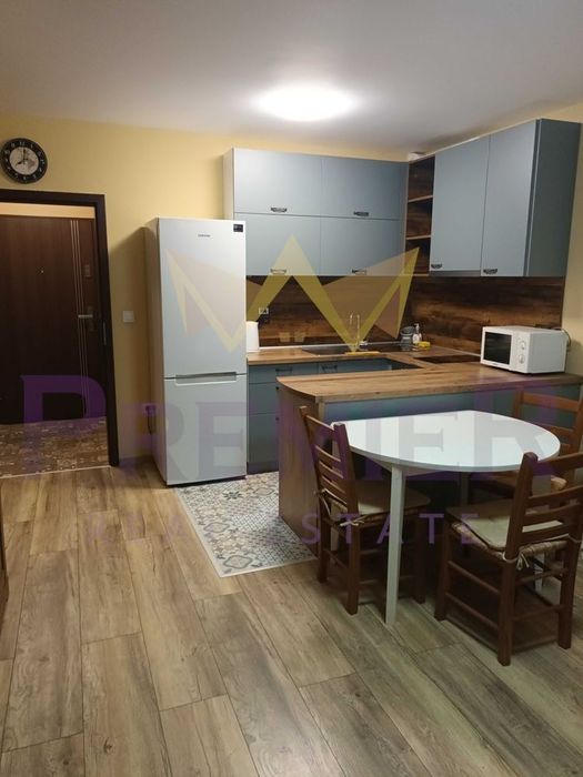 Дава се под наем Двустаен апартамент в Варна, Бриз - 65 кв.м за 408 € - Снимка #1