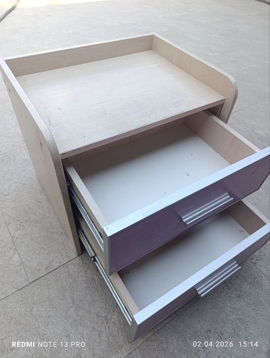 Продам тумбочку.