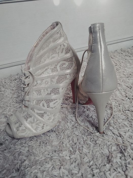 Женские туфли 35 размера