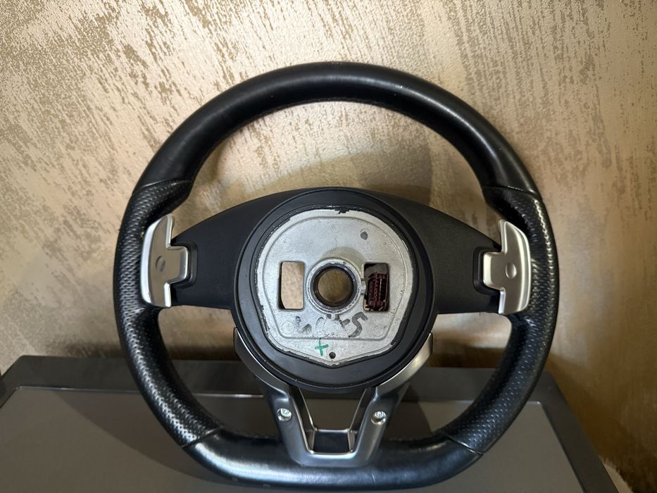 AMG Волан Touchpad за Mercedes E-class W213 W205