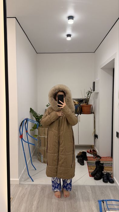 Продам турецкую брендированную куртку длинную