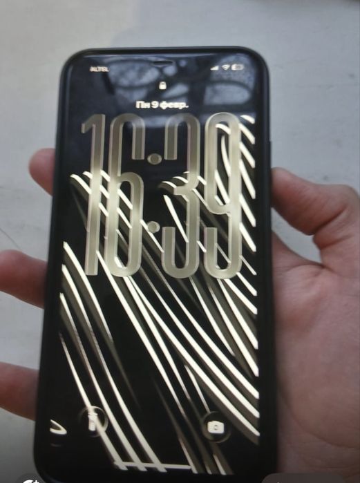 обменяю iphone 11 pro max