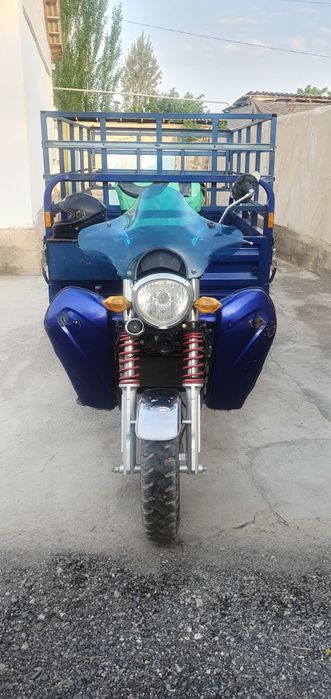 Eldosh motosikl sotiladi