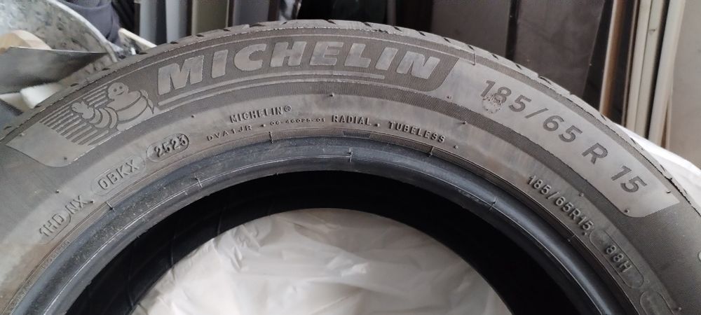 Anvelope vara R15:  185/55 si 185/65