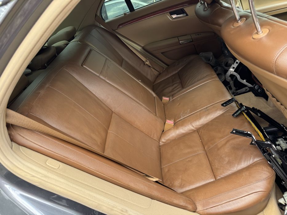 Кожен салон с подгрев и памет за Mercedes W221 къса база