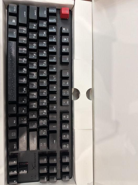 HyperX клавиатура