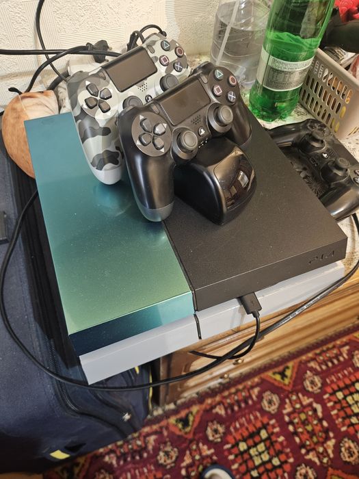 Игровая приставка Playstation 4