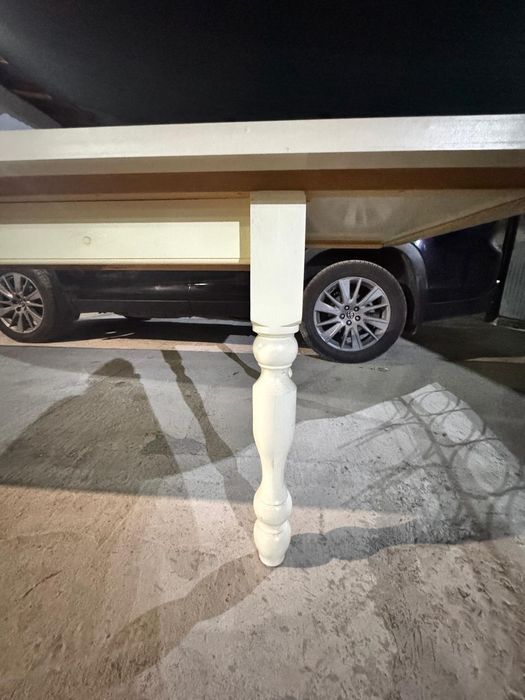 Продам стол деревянный