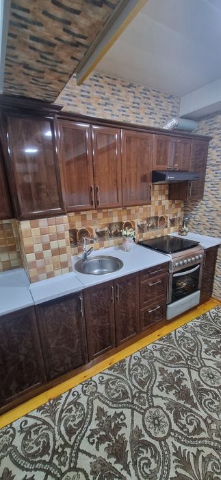 продаётся 3х квартира  1 этаж  6 микрорайон