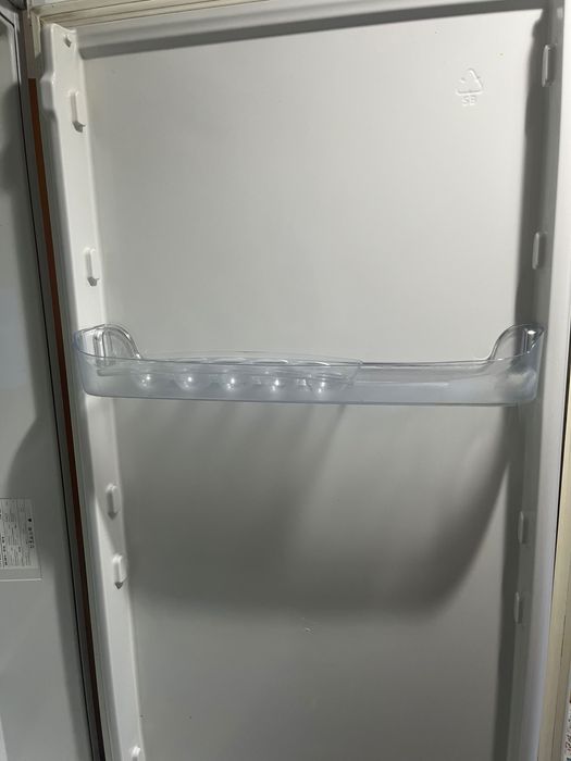 Холодильник INDESIT
