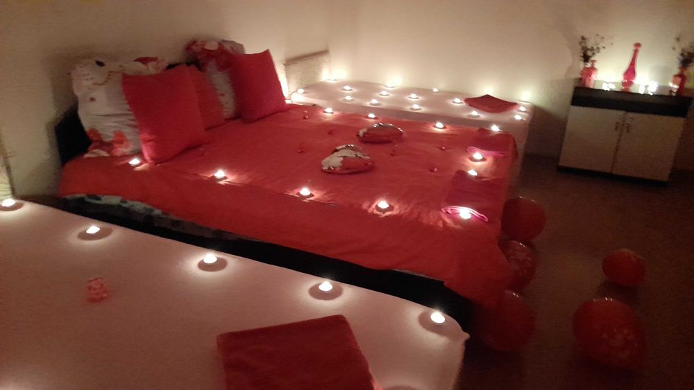 Locatie Discreta!!!Inchiriez Camera matrimoniala ptr. tranzit...etc