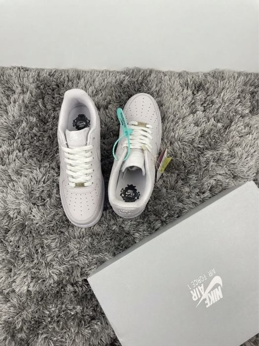 Adidasi Air Force White