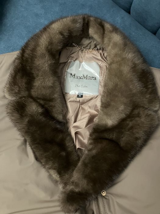 Продам пальто Max Mara, наполнитель верблюжка, норковый воротник