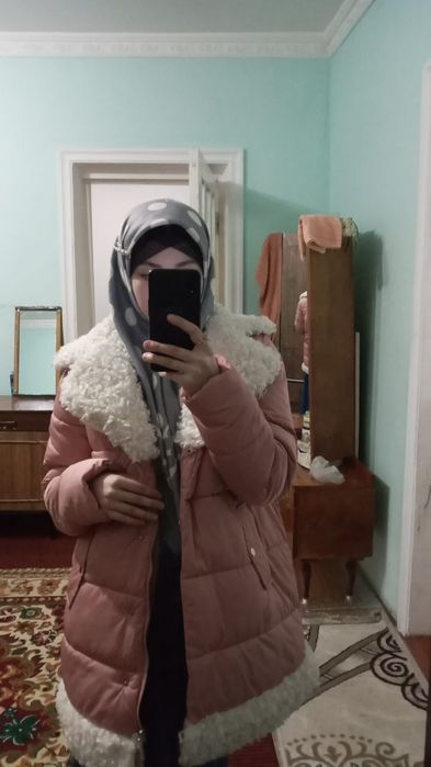 Kurtka sotiladi yengi arzon