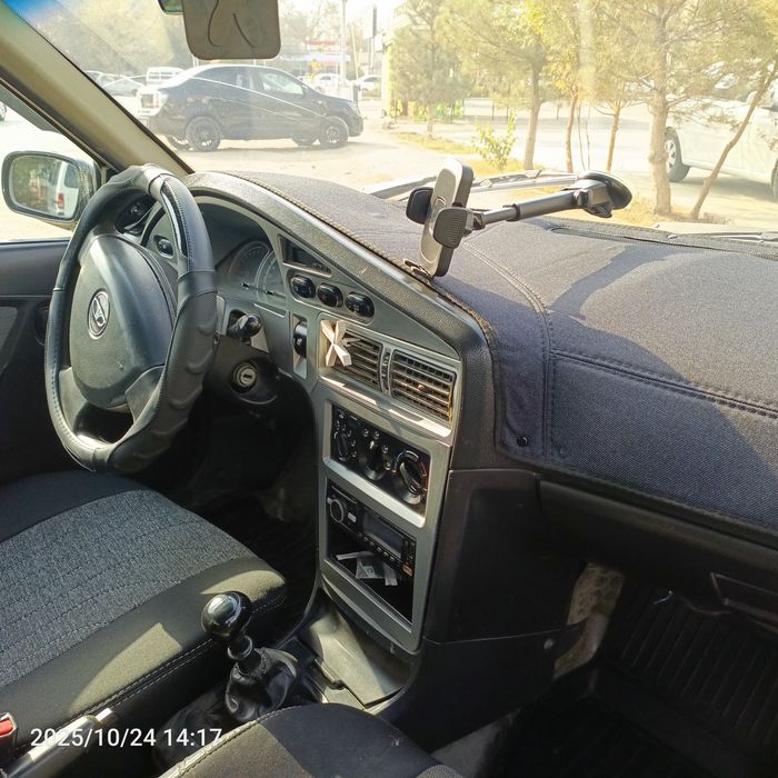 Машина сотилади nexia2 1.6 mator