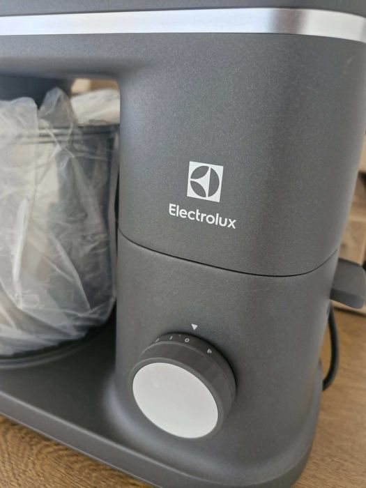 Robot de bucatarie Electrolux E6KM1-8BPT, 1200 W