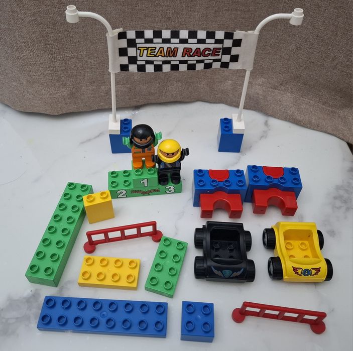 Лего дупло гонка